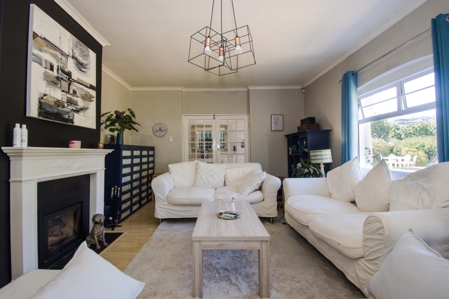 4 Bedroom Property for Sale in Parel Vallei Western Cape